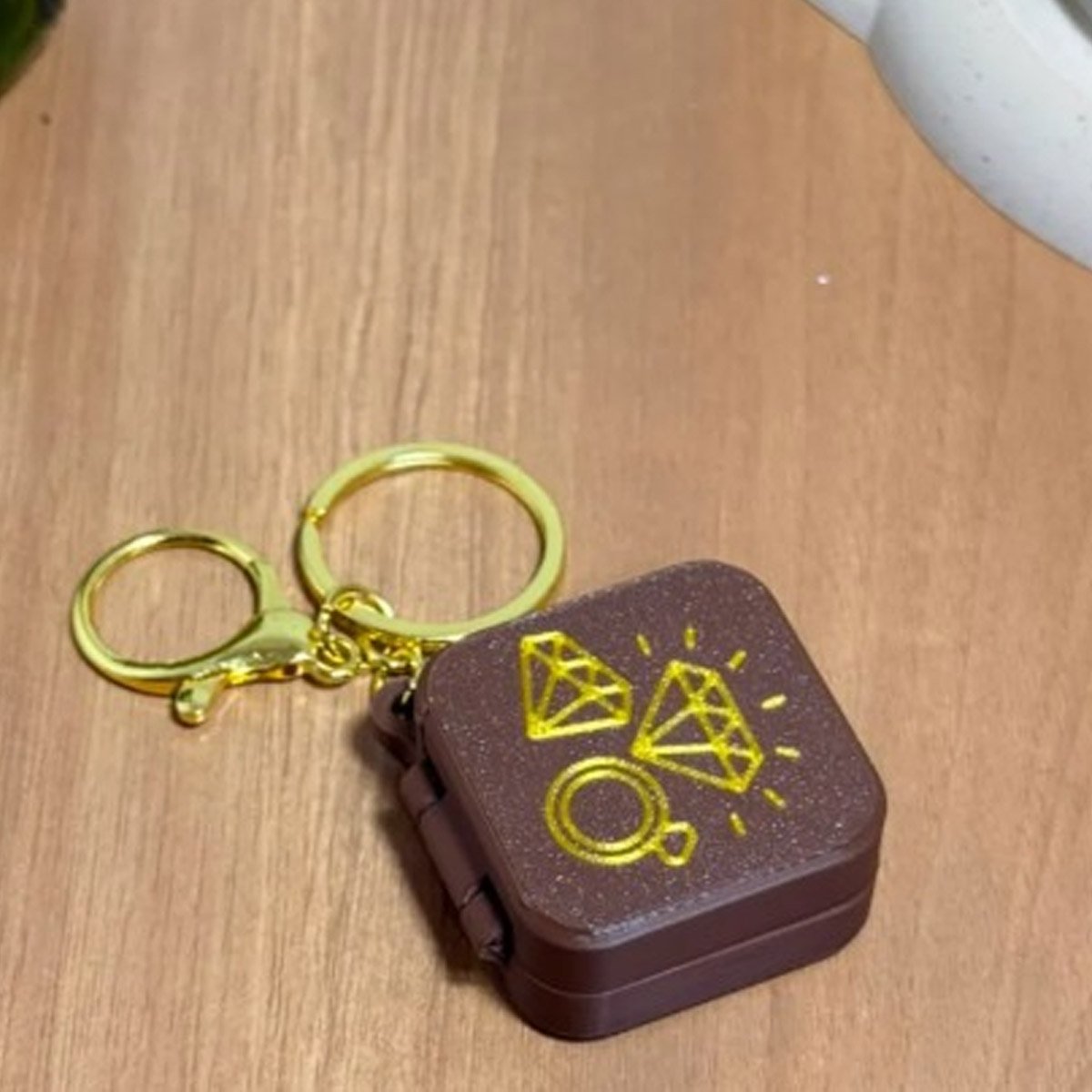 3D Printing Compact Keychain Jewelry/Ring Holder
